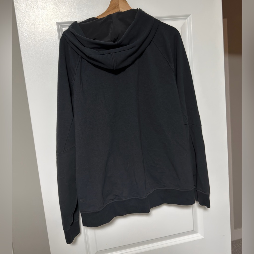 LuLuLemon | Large Men's Black Hoodie Sweater - Picture 2 of 3